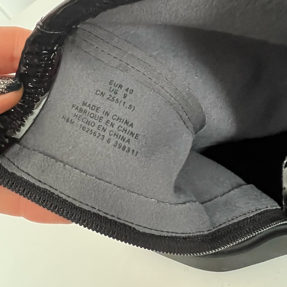 BRAND NEW patent faux leather platform boots - Picture 11 of 13